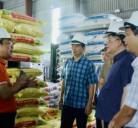 Chủ tịch Hội nông dân tỉnh Hải Dương Trịnh Văn Thiện đề xuất các hội viên tăng cường hợp tác sâu rộng với Công ty Cổ phần Tập đoàn Kim Chính