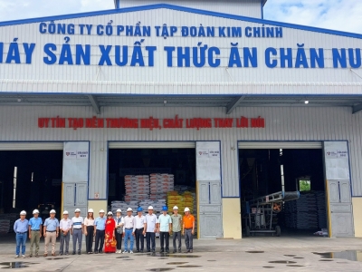Liên minh HTX Quảng Trị & Hải Dương thăm Nhà máy sản xuất thức ăn chăn nuôi Kim Chính